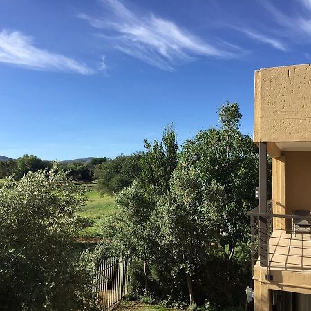 Beautiful Studio! Modern, Secure,Comfy Stay In Windhoek Golf Estate Exterior photo